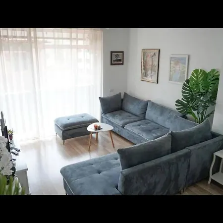 Apartment The Urban Nest *